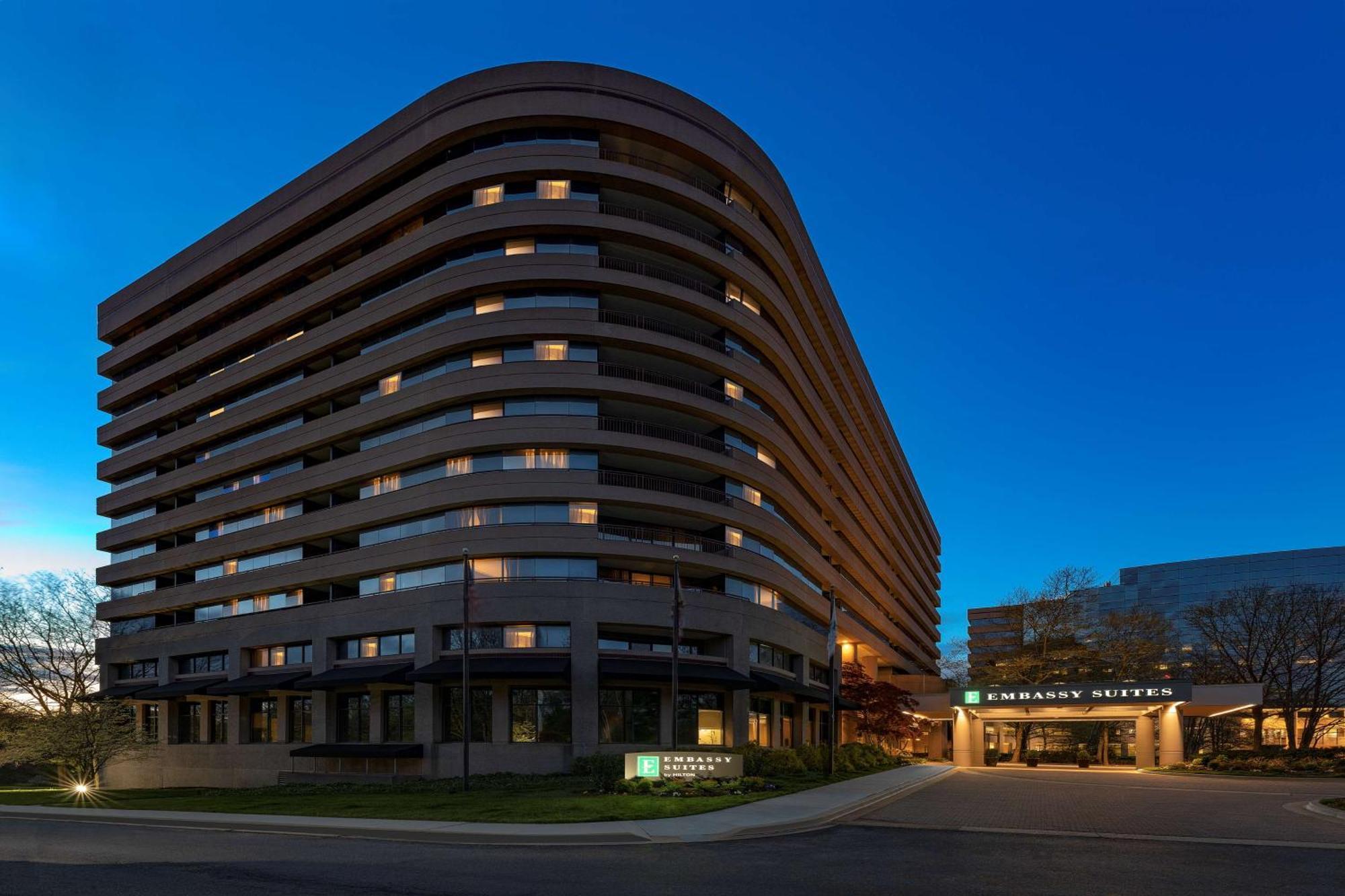 Embassy Suites By Hilton Bethesda Washington Dc Exterior photo